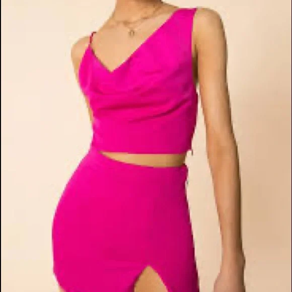 Superdown Kylie Mini Skirt Set in Magenta - Picture 11 of 11